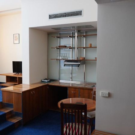 Hotel Brass- Free Parking Сараево Экстерьер фото