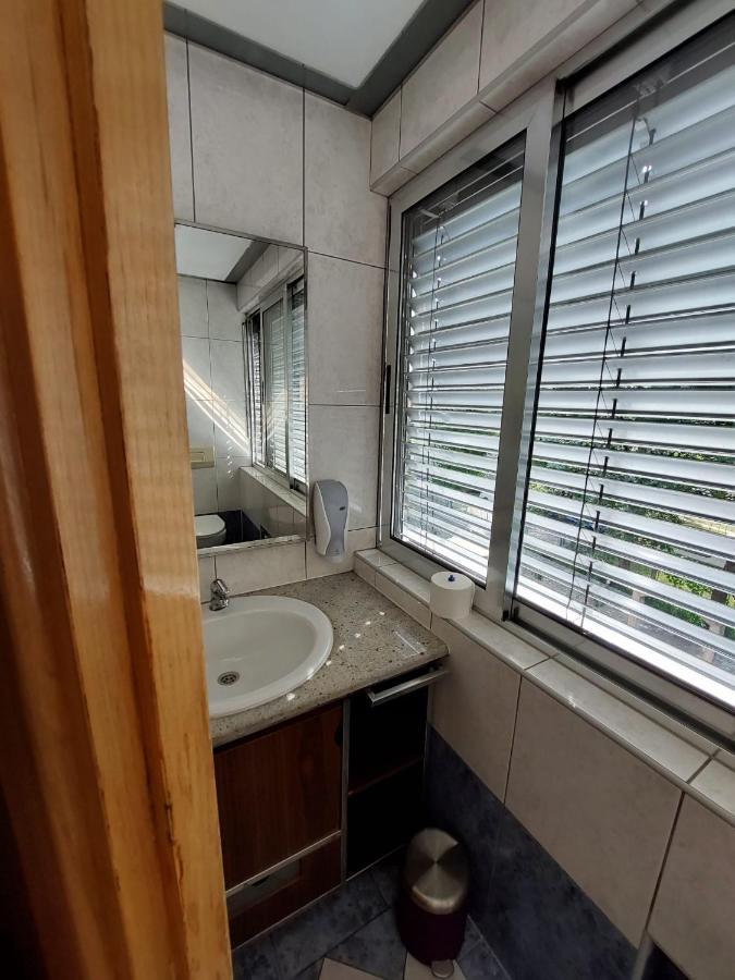 Hotel Brass- Free Parking Сараево Экстерьер фото